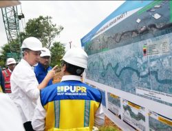 Peninggian Tanggul Kali Bekasi Rampung Juni 2024