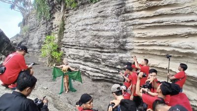 Mengangkat Budaya Lokal Menuju Destinasi Wisata Berkelas Dunia