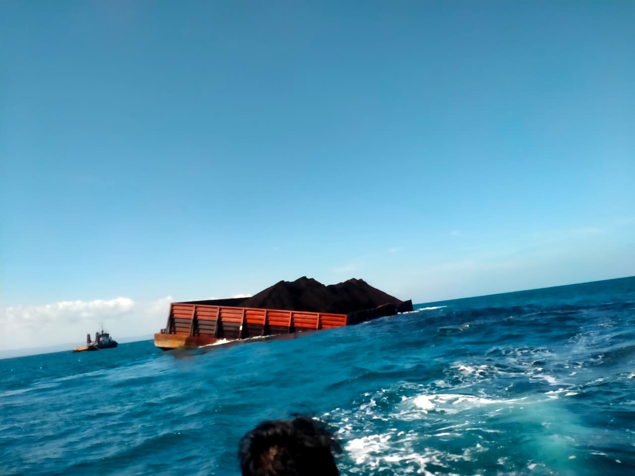 Kapal Tongkang