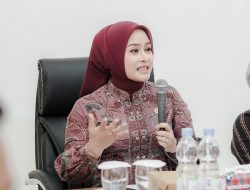 Pemkab Pangandaran Minta Pemilik Tongkang Percepat Evakuasi