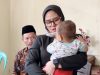 Kala Bupati Pangandaran Gendong Bayi yang Dibuang Ibunya di Terminal Kalipucang